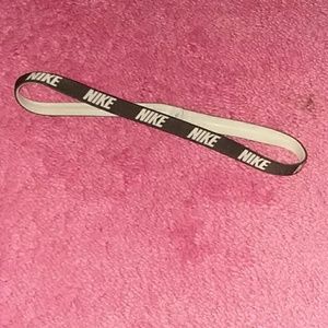 Nike elastic nonslip headband